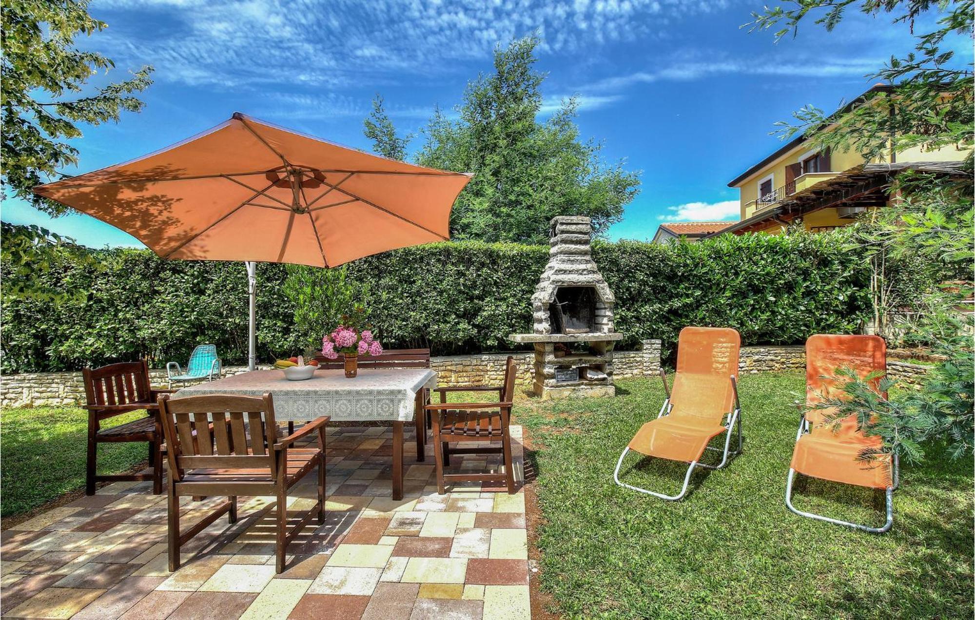 Amazing Apartment In Porec With Wifi Экстерьер фото