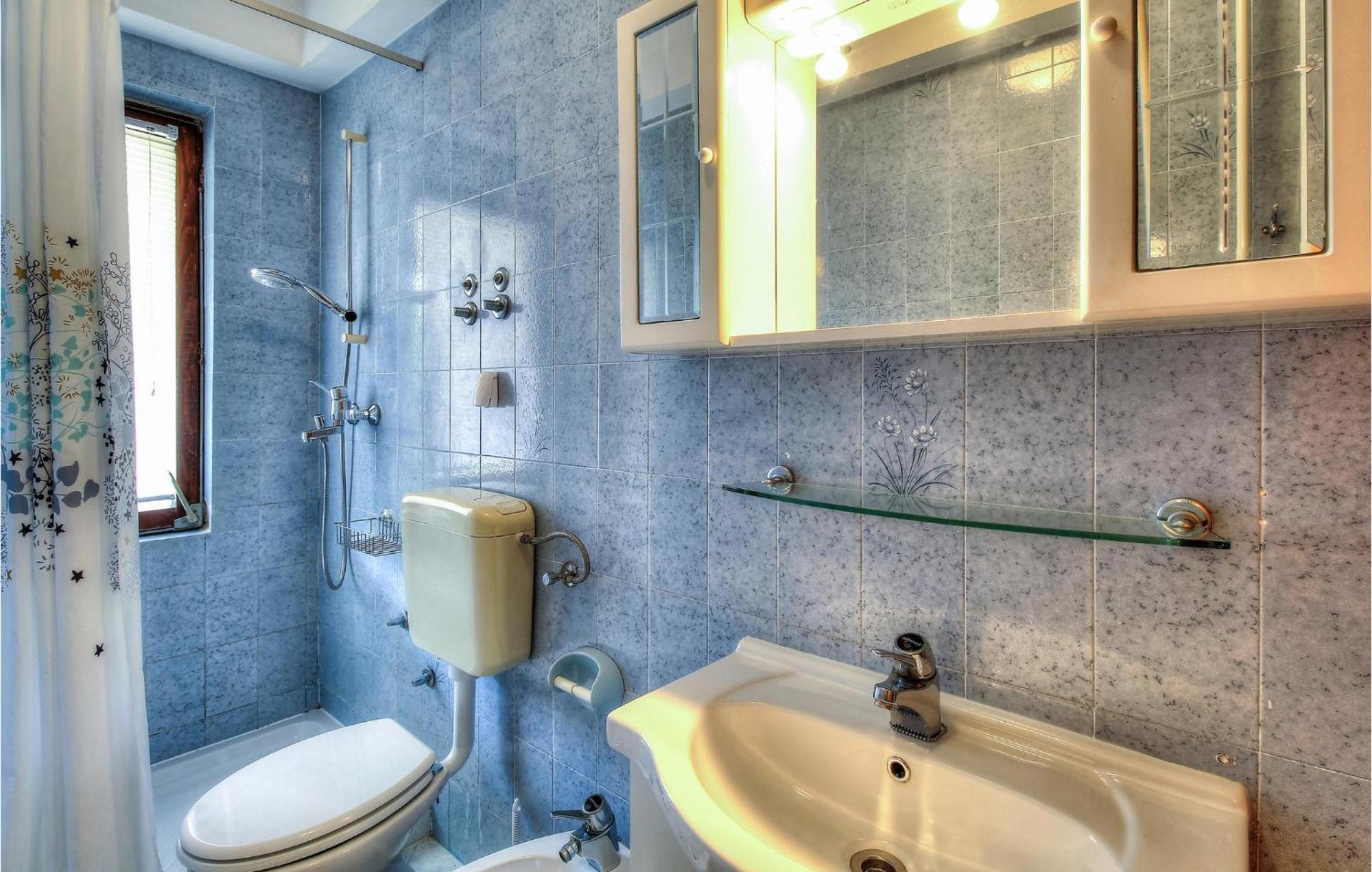 Amazing Apartment In Porec With Wifi Экстерьер фото
