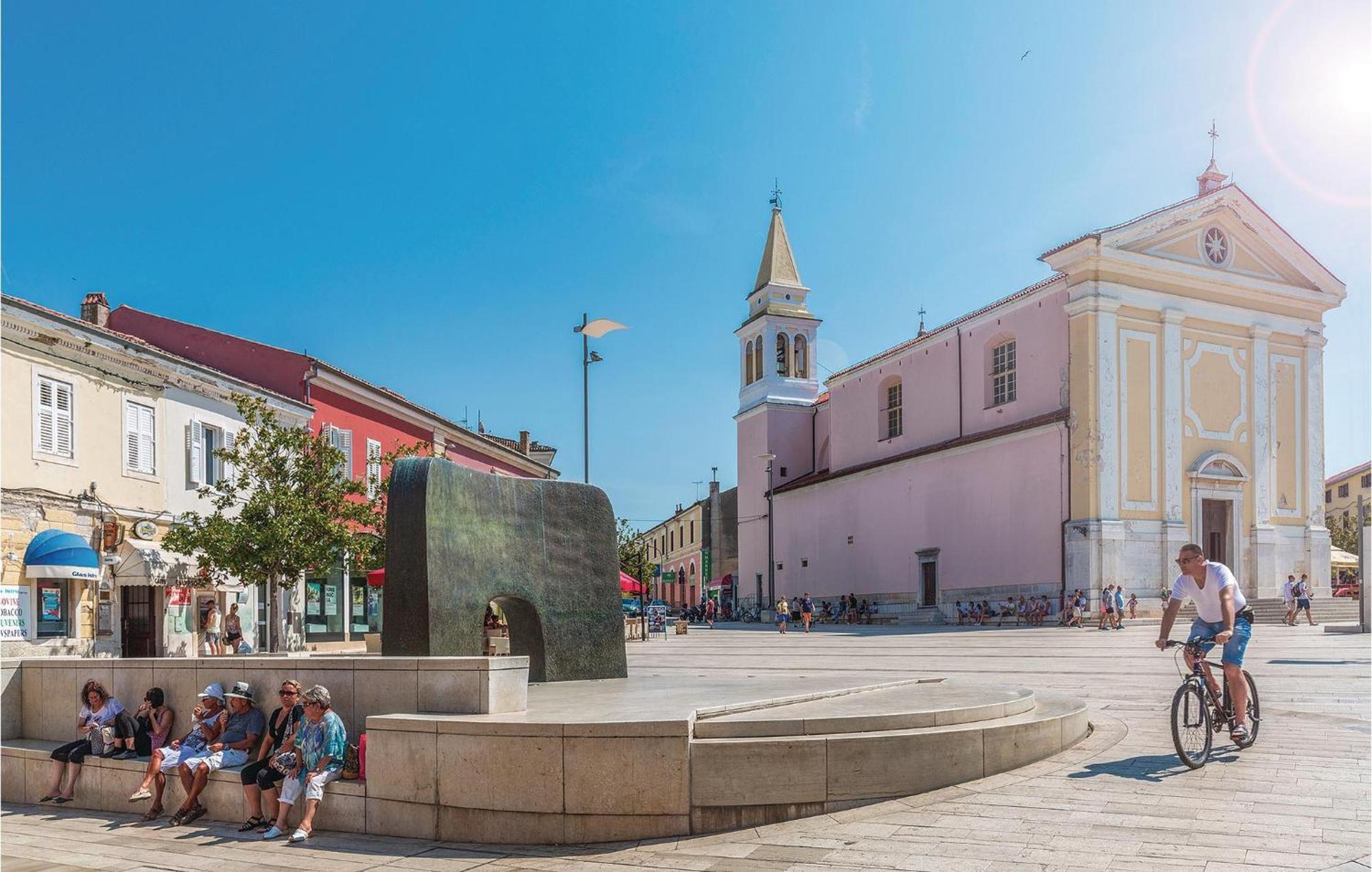 Amazing Apartment In Porec With Wifi Экстерьер фото