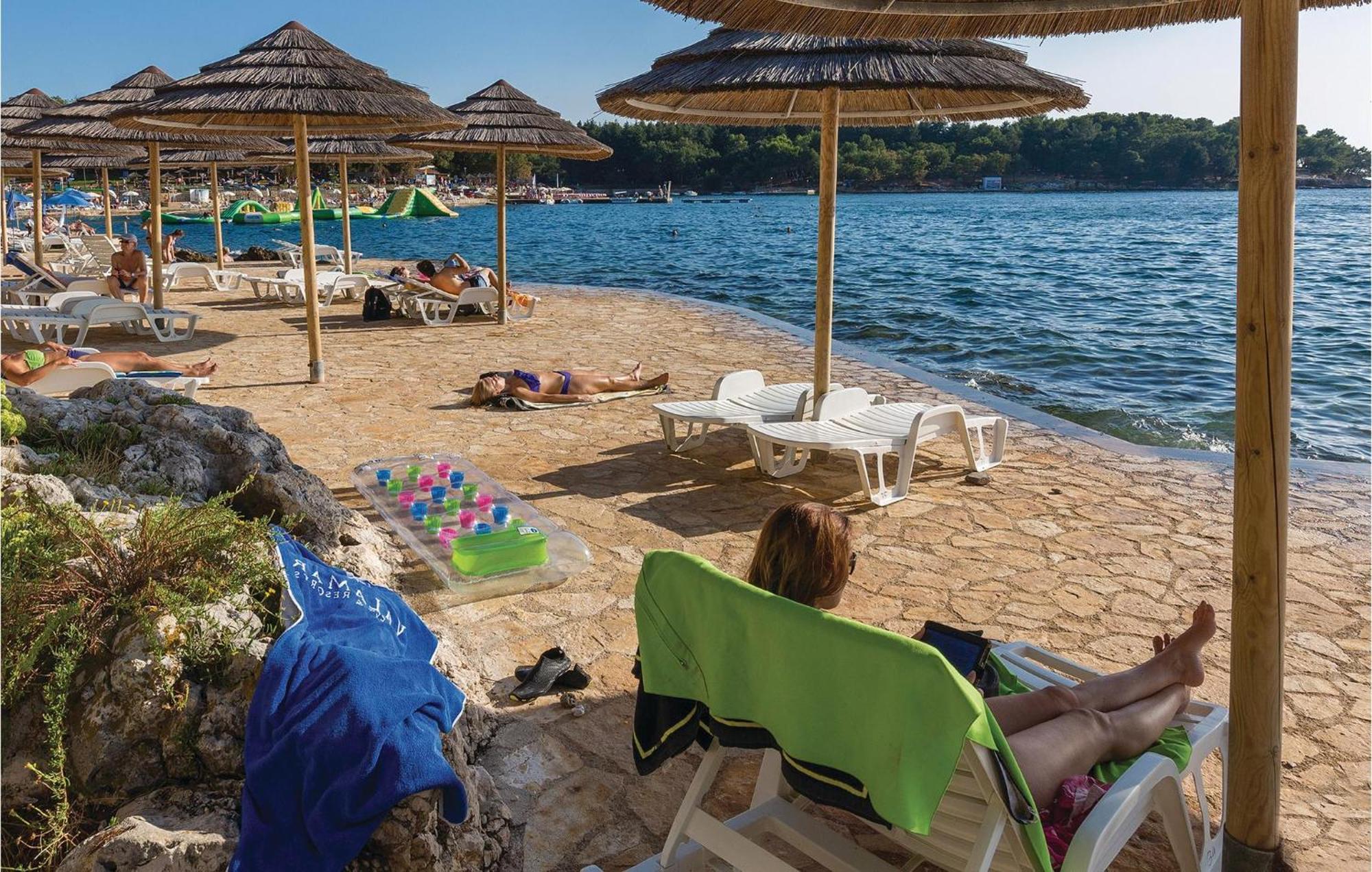 Amazing Apartment In Porec With Wifi Экстерьер фото