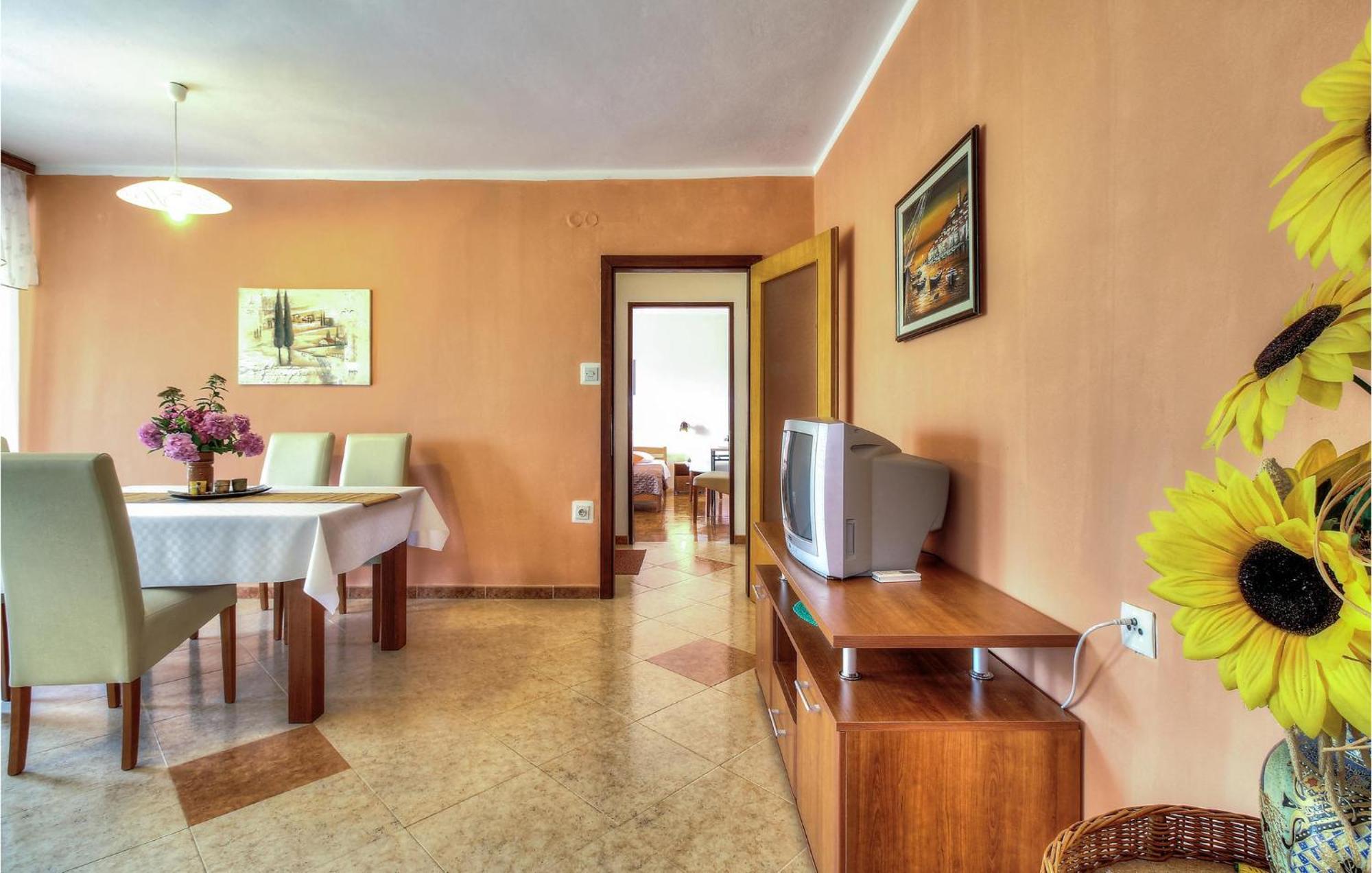 Amazing Apartment In Porec With Wifi Экстерьер фото